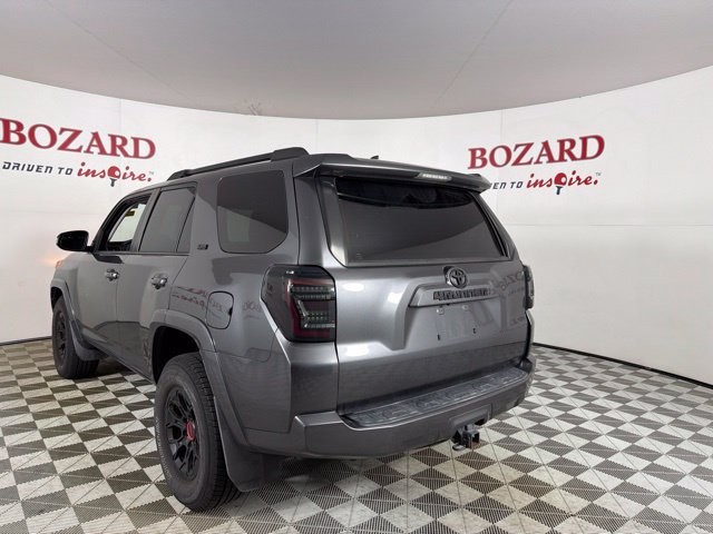 Used 2020 Toyota 4Runner SR5 Premium w/ Moonroof Package RWD image 9