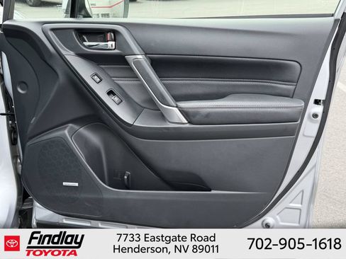 Used 2017 Subaru Forester 2.5i Touring AWD/4WD image 15