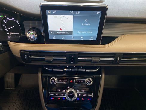 Used 2022 Lincoln Corsair AWD w/ Equipment Group 101A image 21