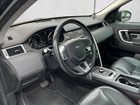 Used 2017 Land Rover Discovery Sport HSE AWD/4WD image 10