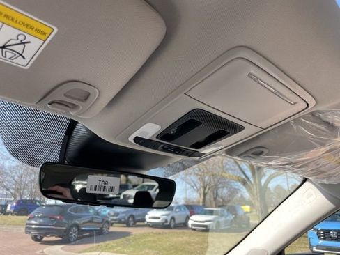 New 2025 Honda Pilot Touring image 29