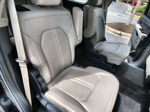 Certified 2022 Ford Expedition Limited AWD/4WD image 23