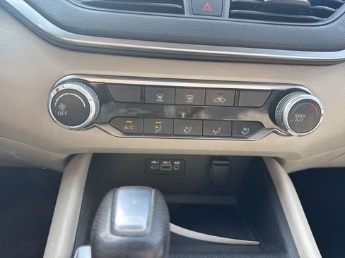 Used 2020 Nissan Altima 2.5 S FWD image 27