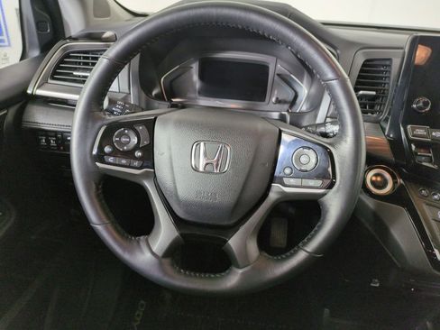 Used 2024 Honda Odyssey Elite image 18