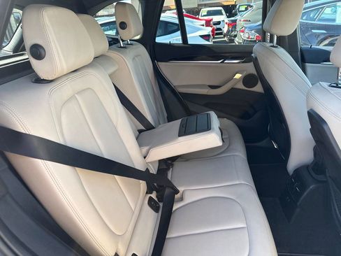 Used 2020 BMW X1 sDrive28i w/ Convenience Package FWD image 11