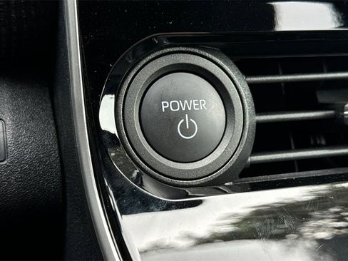 Certified 2024 Subaru Solterra Limited w/ Limited Package image 20