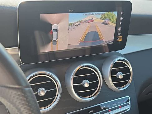 Used 2022 Mercedes-Benz GLC 300 4MATIC image 20