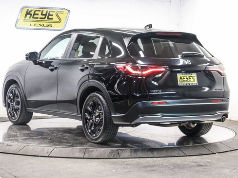 Used 2024 Honda HR-V Sport image 2