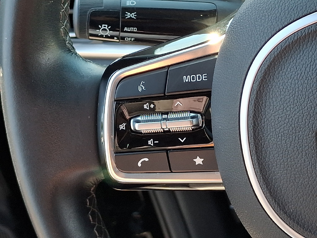 Used 2024 Kia Sorento S w/ Panoramic Sunroof Package FWD image 22