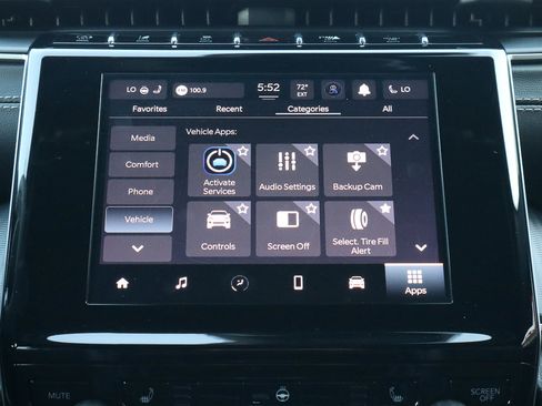 Used 2023 Jeep Grand Cherokee Altitude image 23