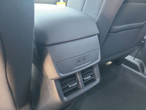 New 2026 Chevrolet Equinox LT w/ Safety and Technology Package FWD image 11