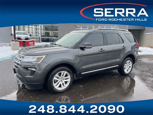 Used 2019 Ford Explorer XLT w/ Equipment Group 202A image 1