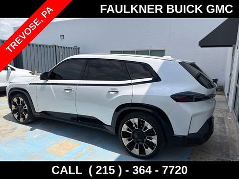 Used 2023 BMW XM AWD/4WD image 10