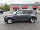 Used 2023 Kia Soul LX w/ LX Technology Package image 2