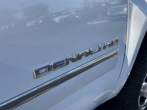 Used 2013 GMC Sierra 3500 Denali image 8