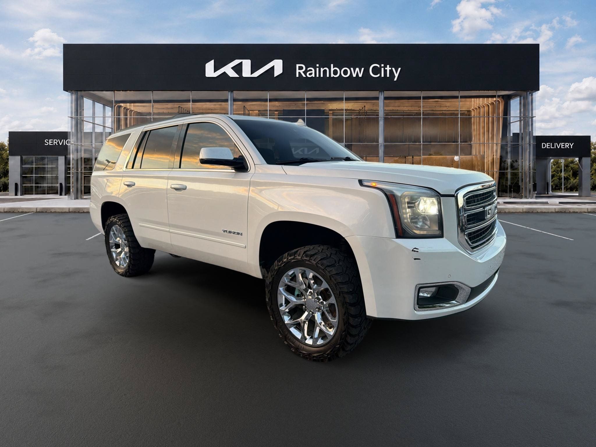 Used 2018 GMC Yukon SLT w/ Open Road Package RWD image 3