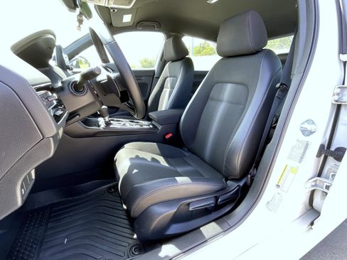 Used 2024 Honda Civic Sport image 10