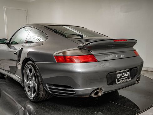 Used 2002 Porsche 911 Turbo AWD/4WD image 23