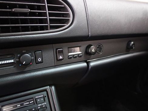 Used 1987 Porsche 944 Turbo RWD image 36