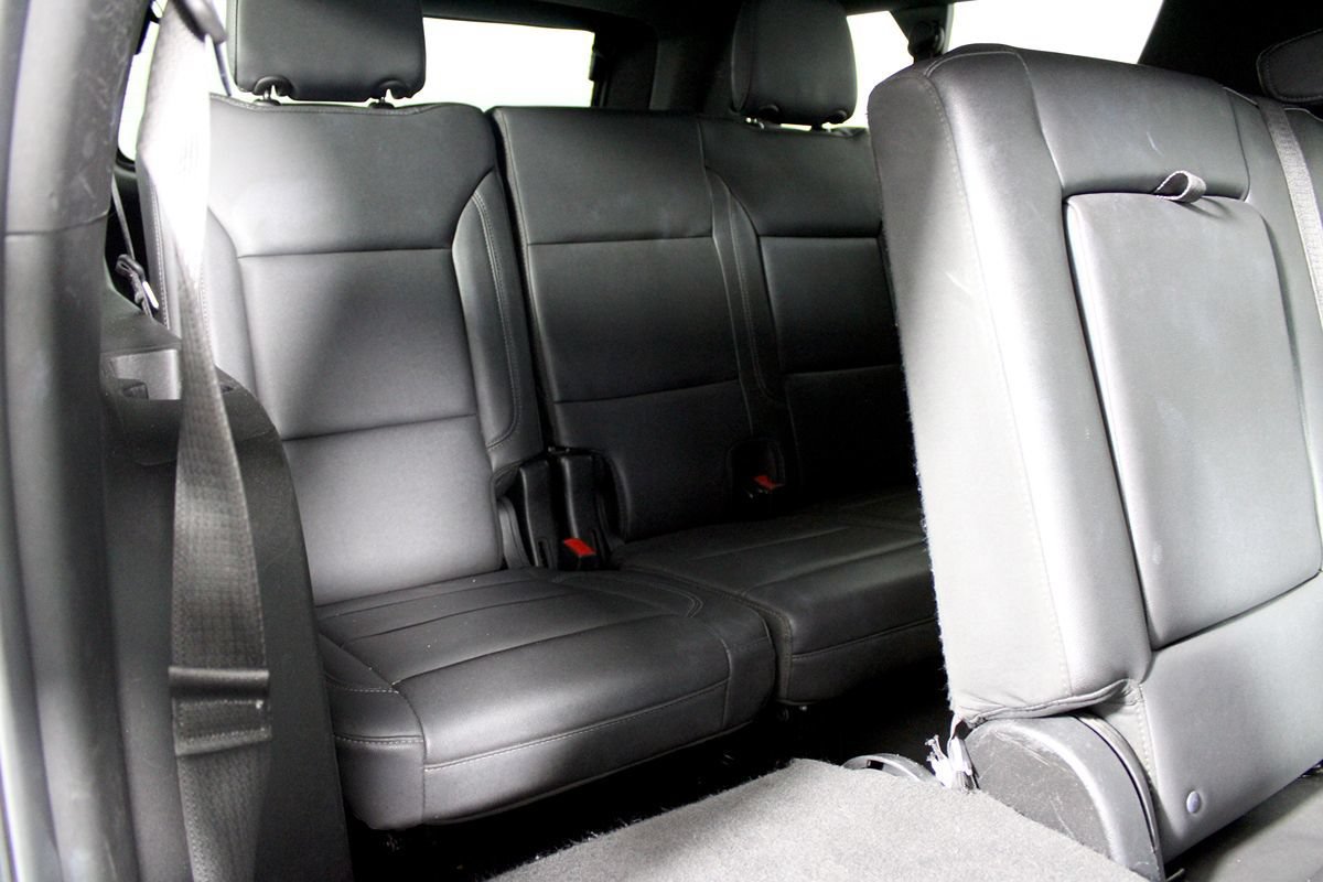 Used 2023 Chevrolet Suburban LT AWD/4WD image 30