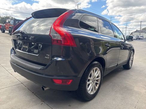 Used 2010 Volvo XC60 T6 image 5
