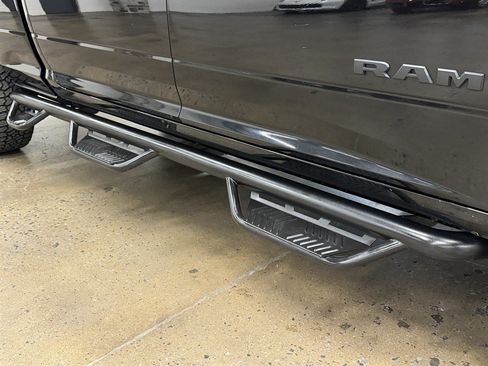 Used 2019 RAM 2500 Big Horn w/ Black Appearance Package AWD/4WD image 22