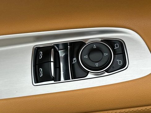 Used 2020 Chevrolet Corvette Stingray Preferred Cpe w/ 2LT Preferred Equipment Group image 16