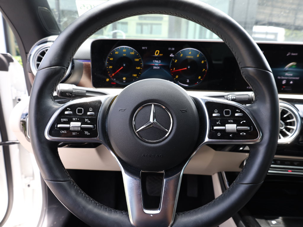 Used 2023 Mercedes-Benz CLA 250 4MATIC w/ Premium Package image 33