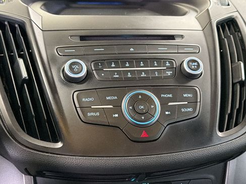 Used 2017 Ford Escape SE FWD image 15