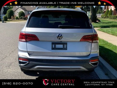 Used 2023 Volkswagen Taos SE image 5