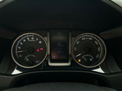 Used 2019 Toyota Tacoma SR5 image 12