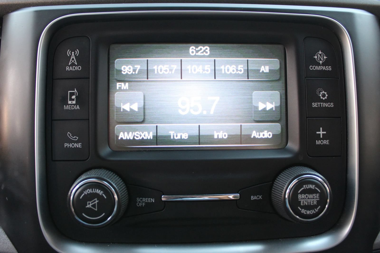 Used 2018 RAM 1500 Express RWD image 18
