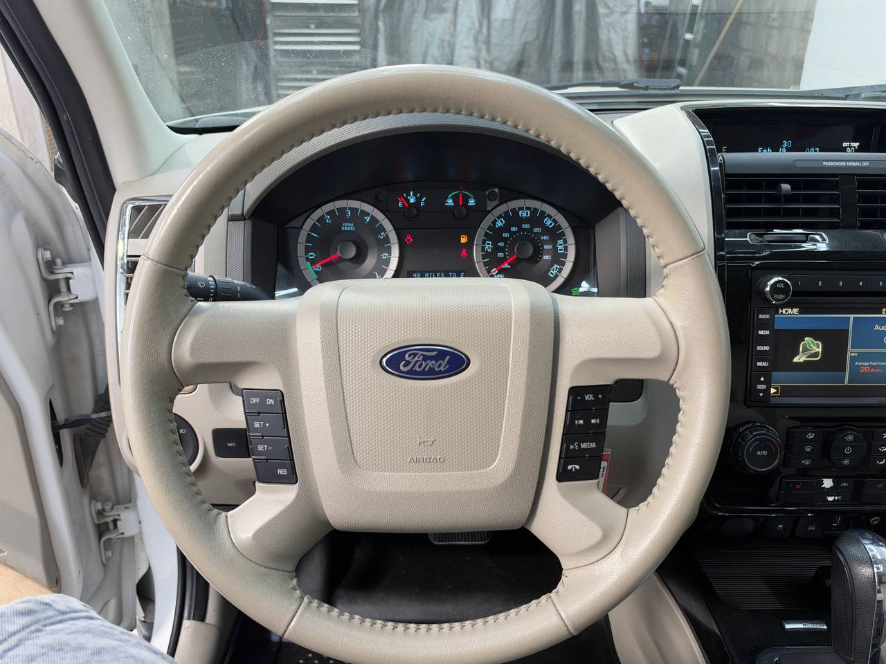 Used 2010 Ford Escape 4WD Hybrid image 22
