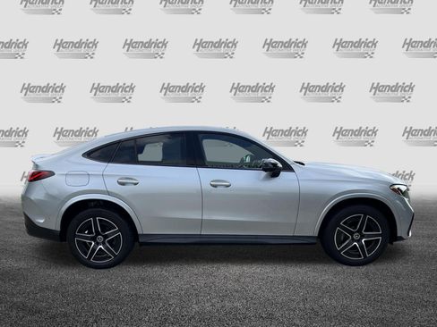 Used 2025 Mercedes-Benz GLC 300 4MATIC w/ AMG Line image 10
