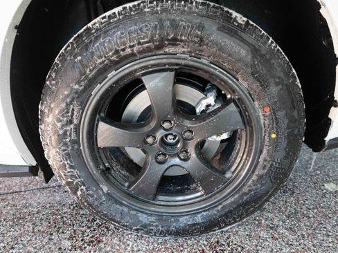 New 2026 Toyota bZ XLE image 30