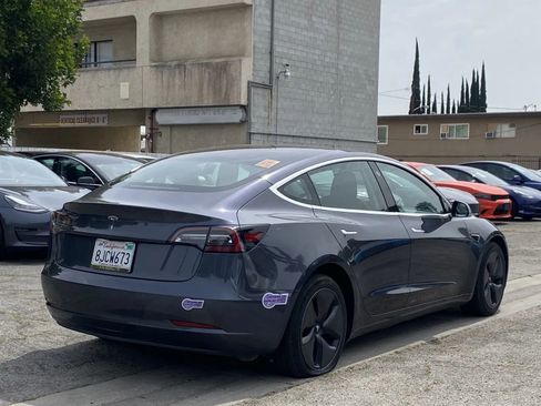 Used 2018 Tesla Model 3 Long Range image 4