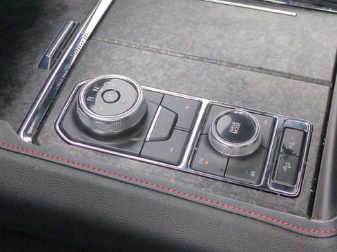 Used 2024 Ford Expedition Max Limited image 36