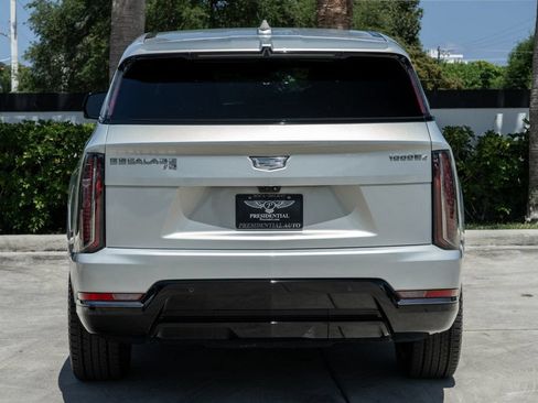 Used 2025 Cadillac Escalade IQ Sport 2 AWD/4WD image 6
