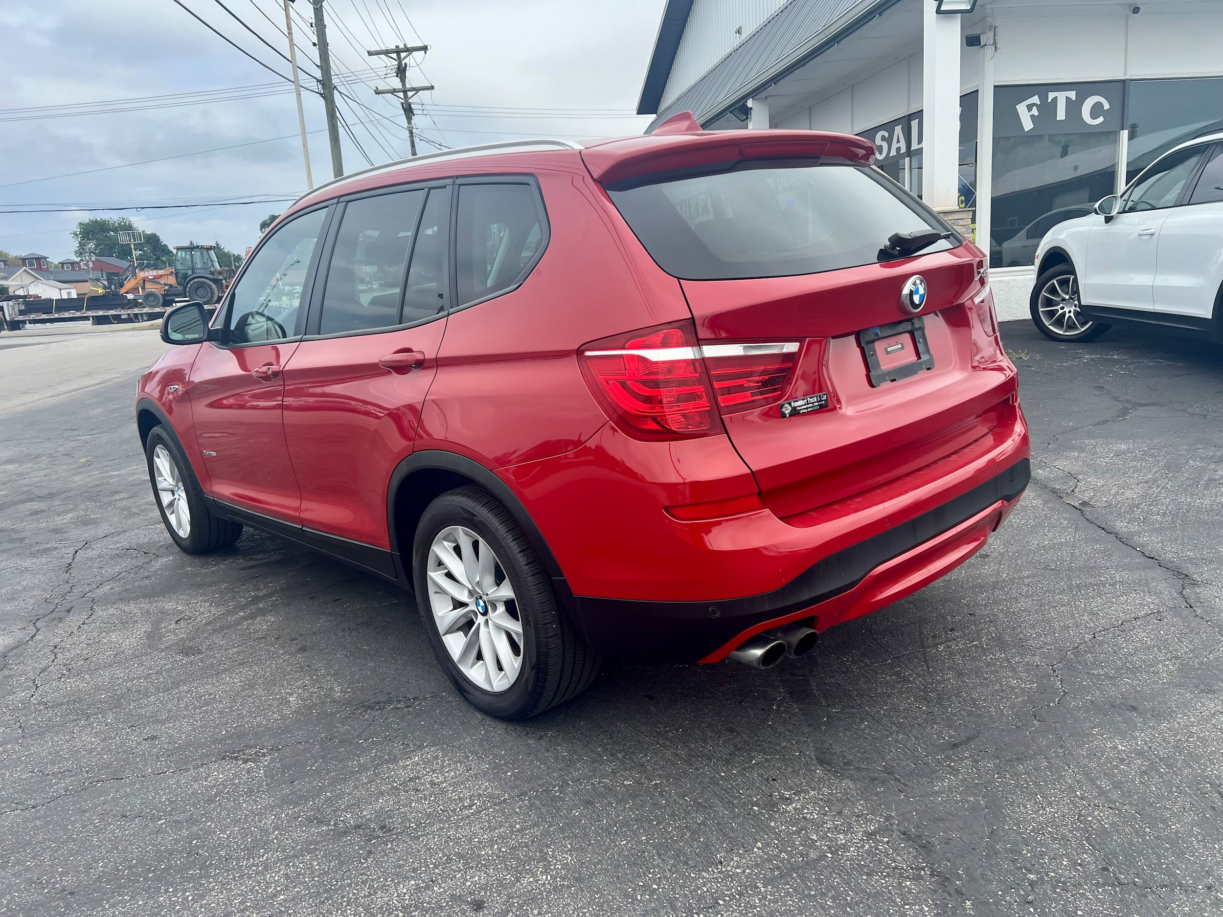 Used 2017 BMW X3 xDrive28i AWD/4WD image 7