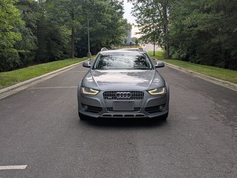 Used 2015 Audi A4 Premium Plus w/ Technology Package AWD/4WD image 3