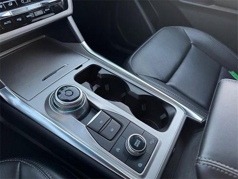 Used 2023 Ford Explorer XLT w/ Equipment Group 202A image 19