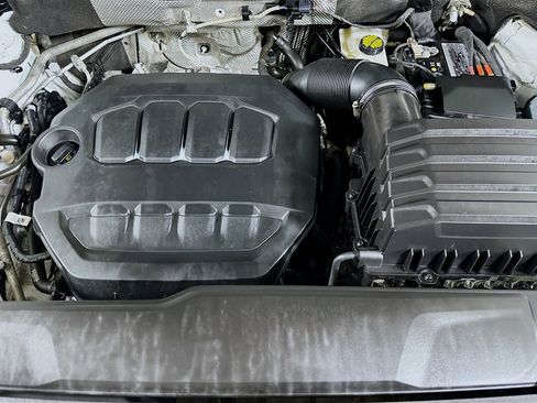 Used 2024 Volkswagen Atlas SEL image 34