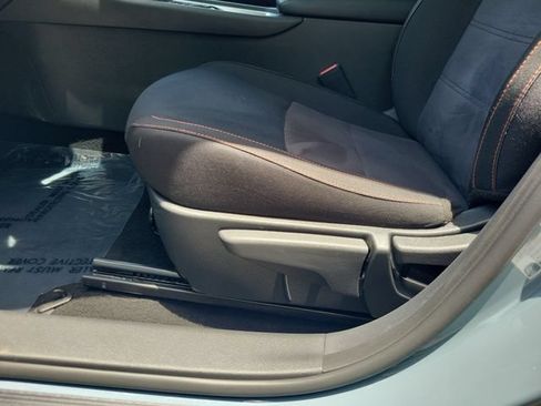 Certified 2025 Nissan Sentra SR FWD image 20