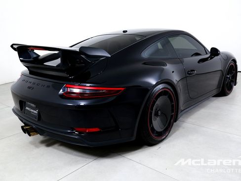 Used 2018 Porsche 911 GT3 RWD image 7