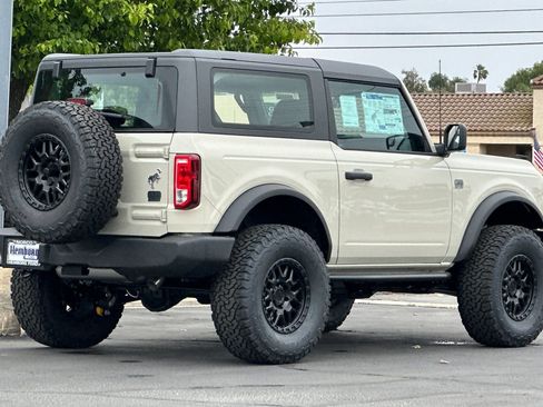 New 2026 Ford Bronco 2-Door AWD/4WD image 4