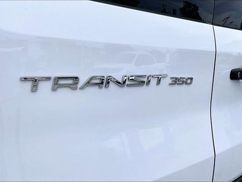 Used 2023 Ford Transit 350 XLT image 24