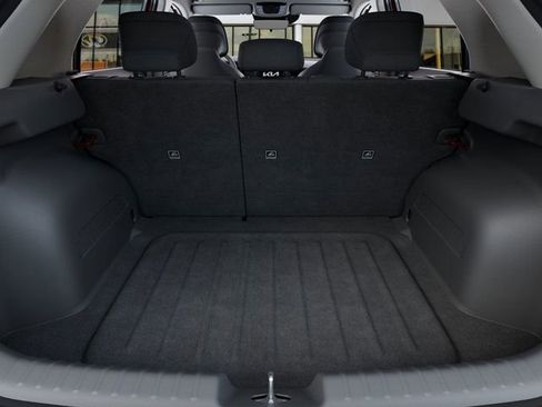 New 2026 Kia Niro LX image 19