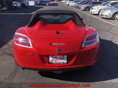 Used 2009 Saturn Sky w/ Premium Trim Package image 7