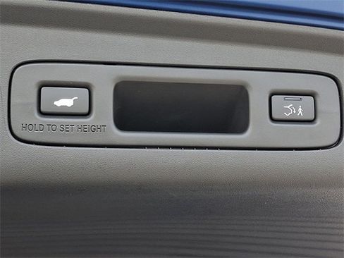 Used 2025 Acura ADX A-Spec image 30