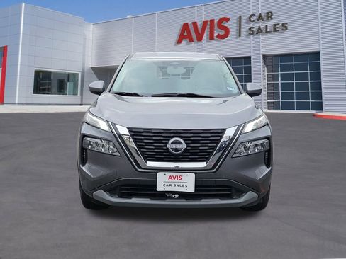 Used 2023 Nissan Rogue SV image 10
